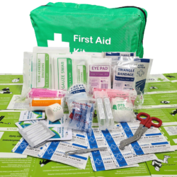 First Aid Kit Basic Outdoor / Travel Home & Leisure in soft pack